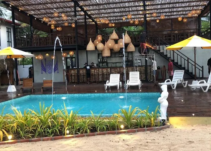 Shima Guni Beach Club Hotel