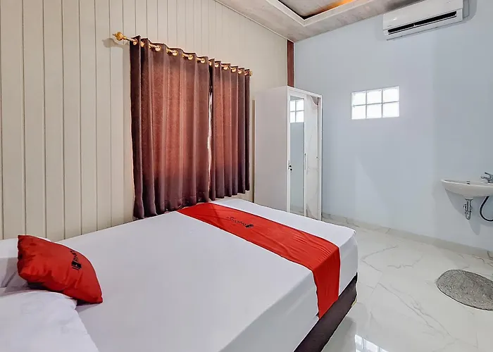 Reddoorz Syariah At Borba Kesepuhan Cirebon