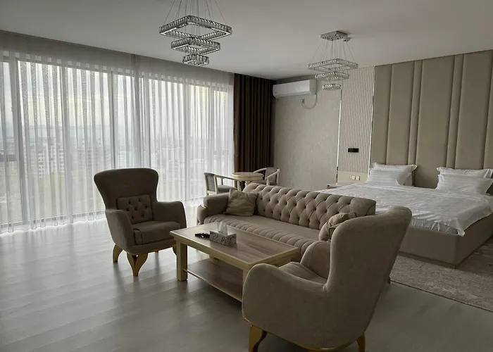 Aram Baland Hotel