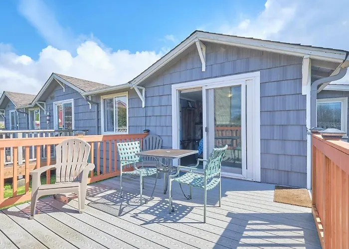 Beachside Bungalow #6