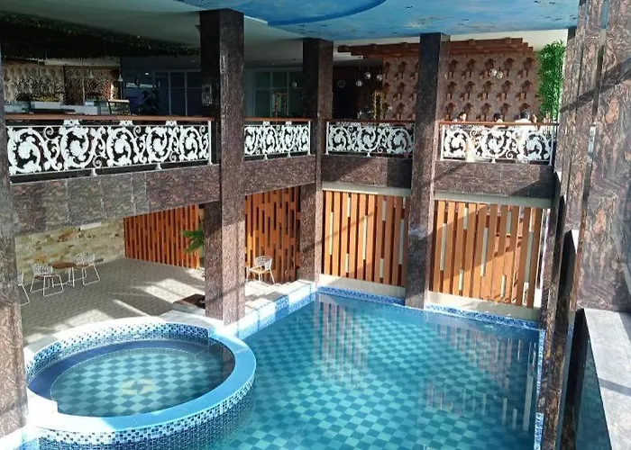 Grand Bayu Hill Hotel