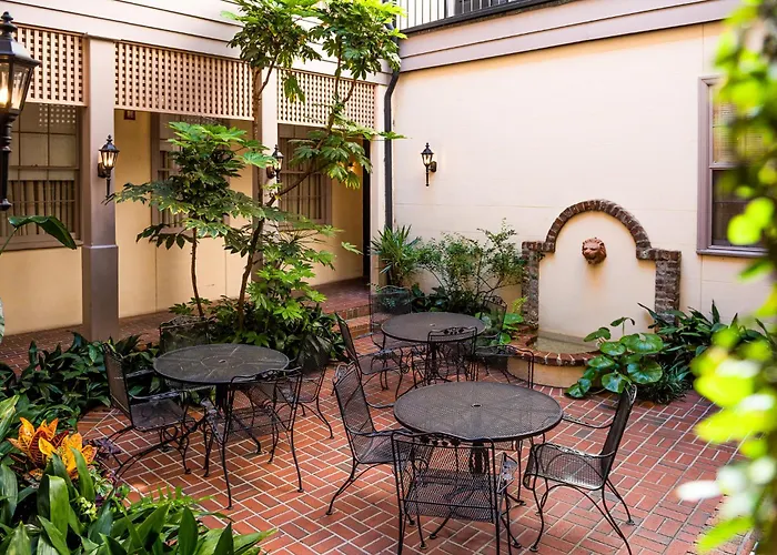 Kings Courtyard Inn