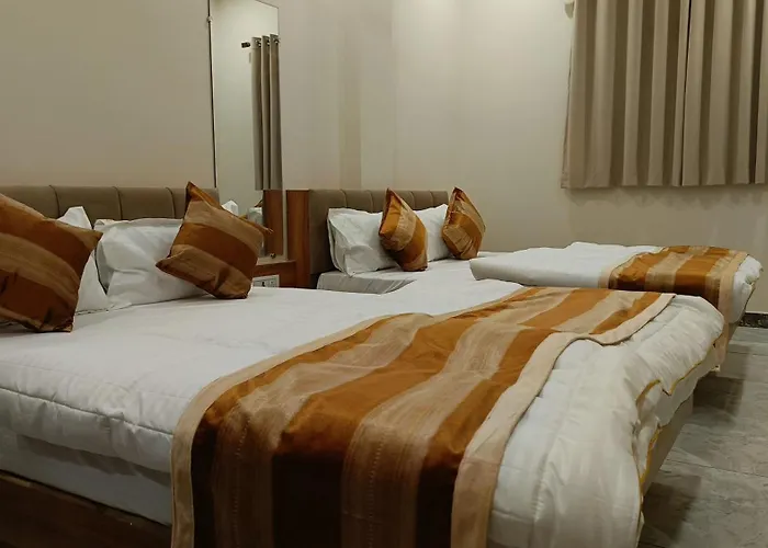 Shree Shyamraj Hotel