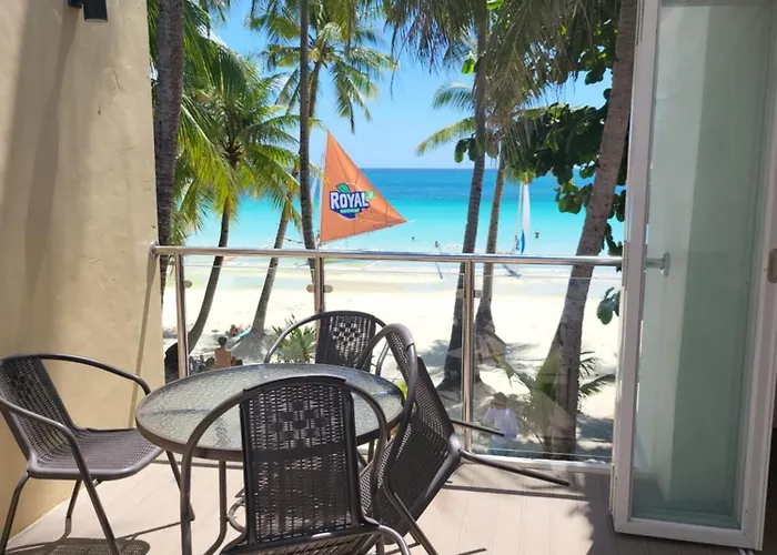 Sunvilla Beachfront Hotel