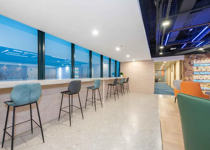 Lemon Hotel - Metro Line 1 Line 7 Changshu Road 200 Meters