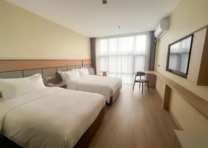 Shanghai Joyful Star Hotel-Free Shuttle Bus To Pudong Airport And Disneyland