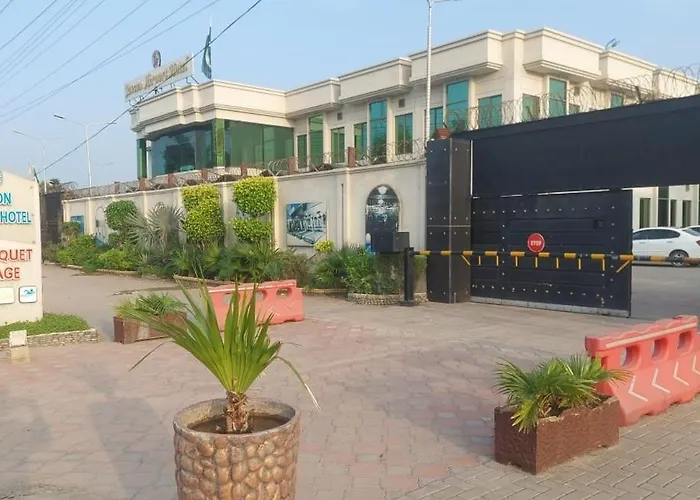 Javson Airport Hotel