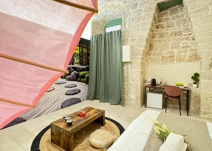 Amale' Suite 10 Giappone