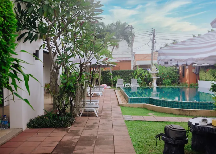 Phuket Monaburi Boutique Hotel