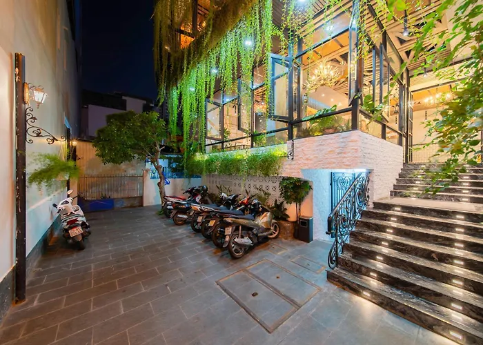 Aaron Boutique Hotel