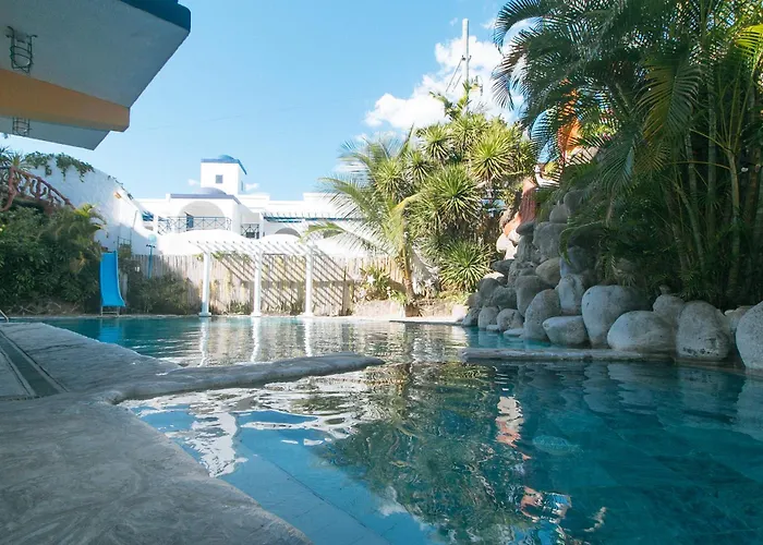 Reddoorz At Yahweh Spring Retreat And Resort Laguna