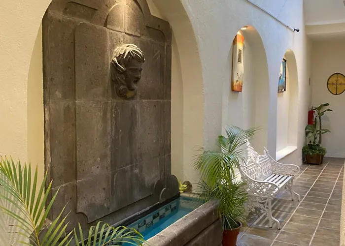 Hotel Jardin De Cervantes