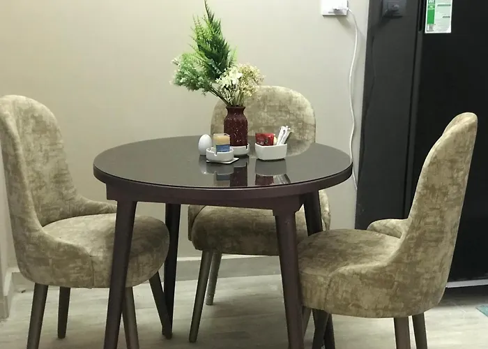 Yacoubian Suites