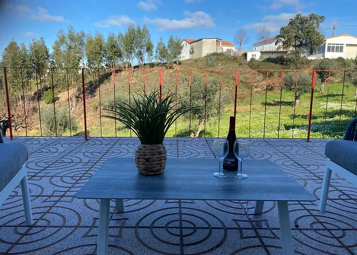 A Casa Amarela Guesthouse