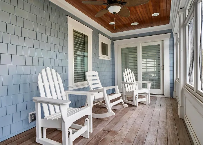 Station 6 By Sea Scape Properties