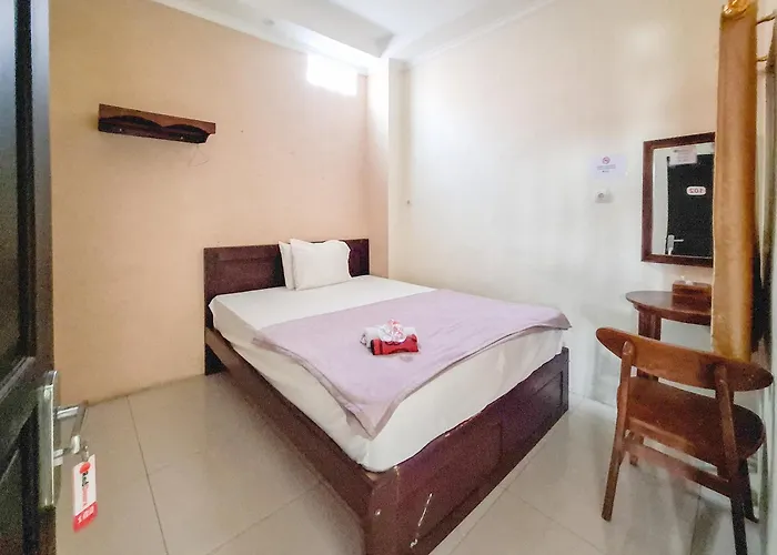 Reddoorz Near Jalan Slamet Riyadi Solo