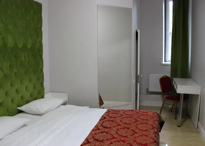 De Paris Hotel