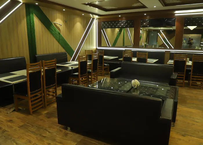 Hotel Taj Sarovar