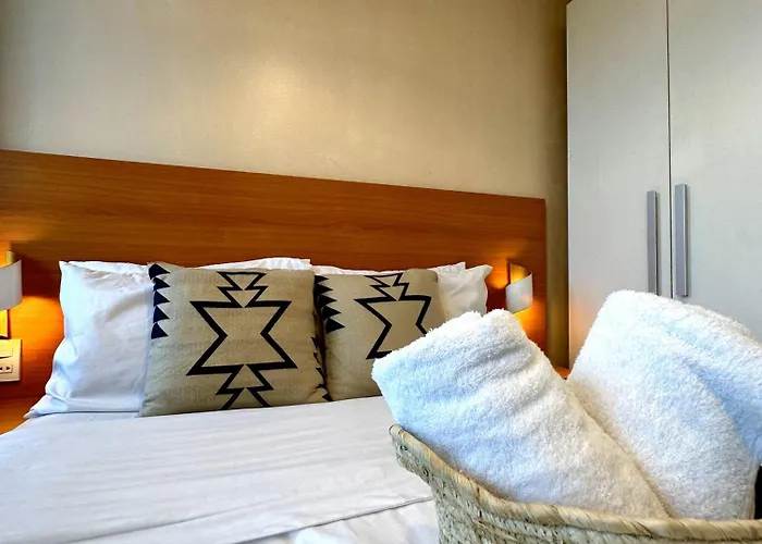 Azure Urban Resort Residences, Condo, Manila Airport, Wave-Pool, Tropical Vibe
