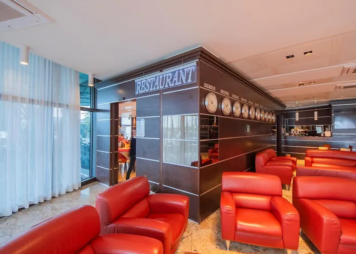 Dado Hotel International