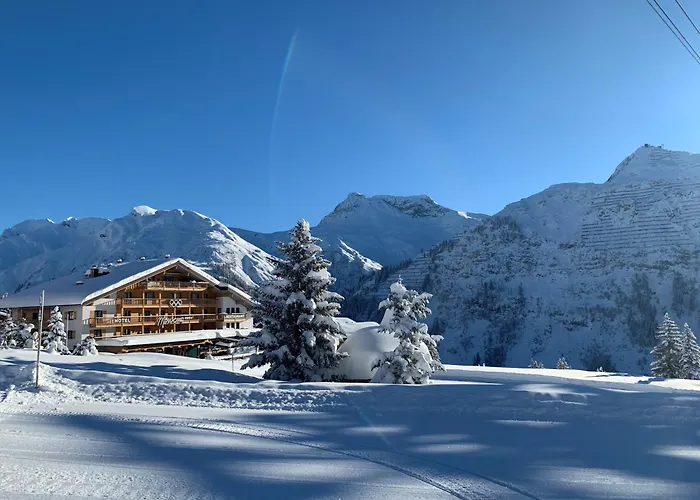 Hotel & Chalet Montana