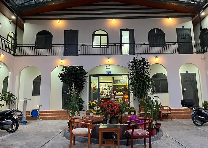 Long Van Hotel