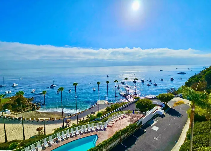 Waterfront Escape W Pool & Hot Tub