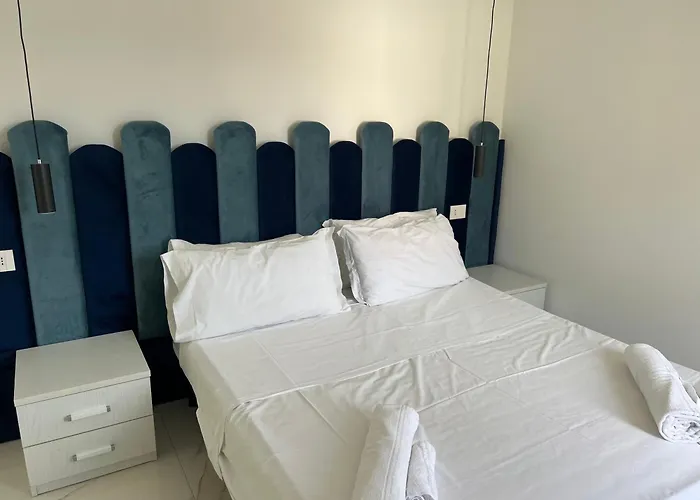 Ninfa Sul Mare Apartments - Piscina con Area Relax e Parcheggio Gratuito
