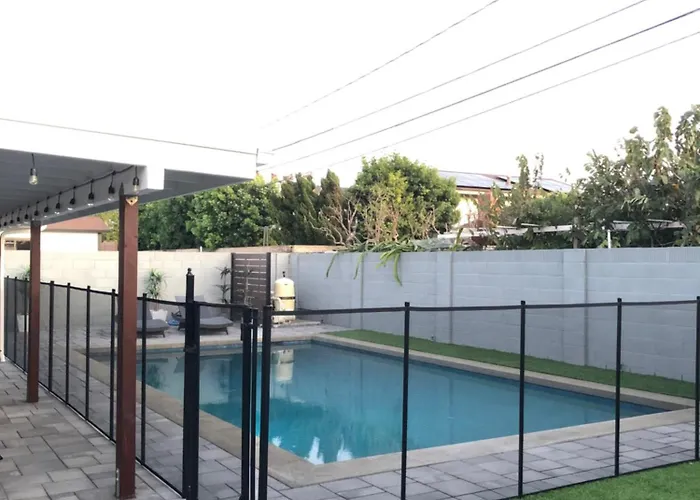 Huntington Beach, Ac, Pool, Hot Tub, Detached Office, Close To Beach, Outside Entertaining Area