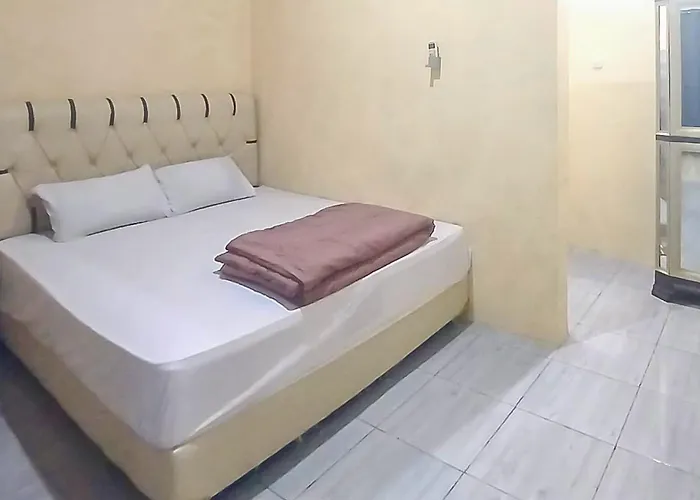 Ayna Syariah Mitra Reddoorz Indramayu