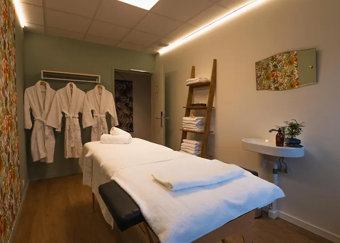 The Originals City, Ara Hotel, Landerneau