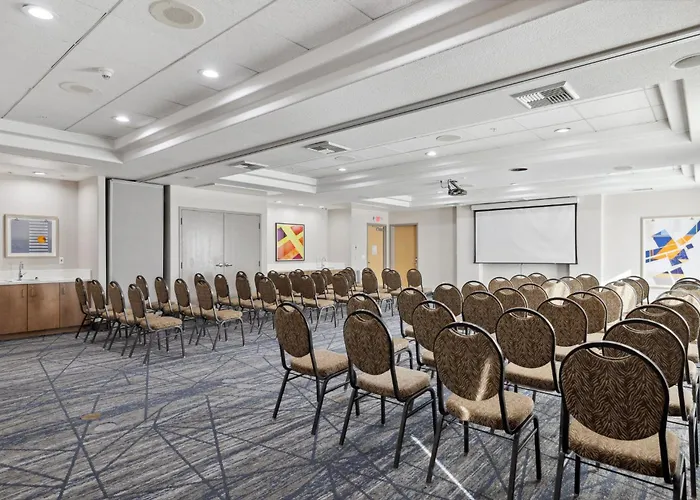 Holiday Inn Express Hotel & Suites Vacaville By Ihg