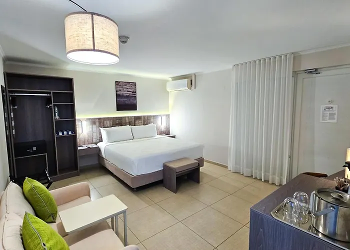 Aruba Boutique & Art Hotel - Adults Only