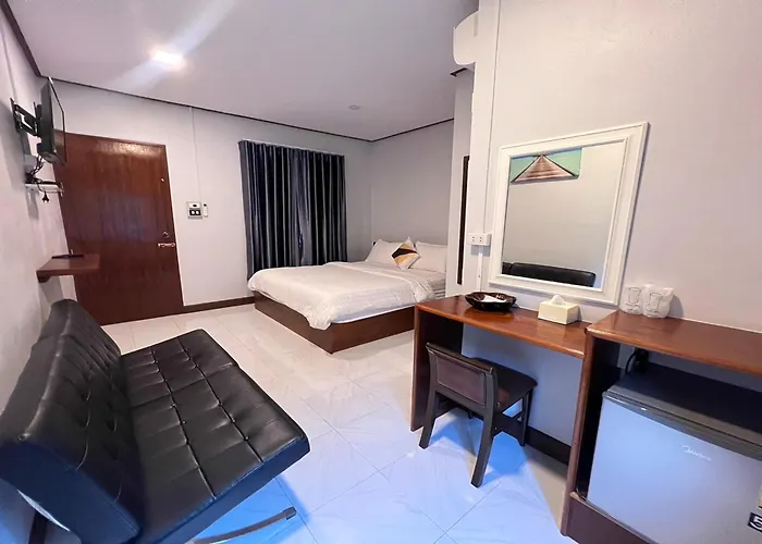 Lan Bua Resort