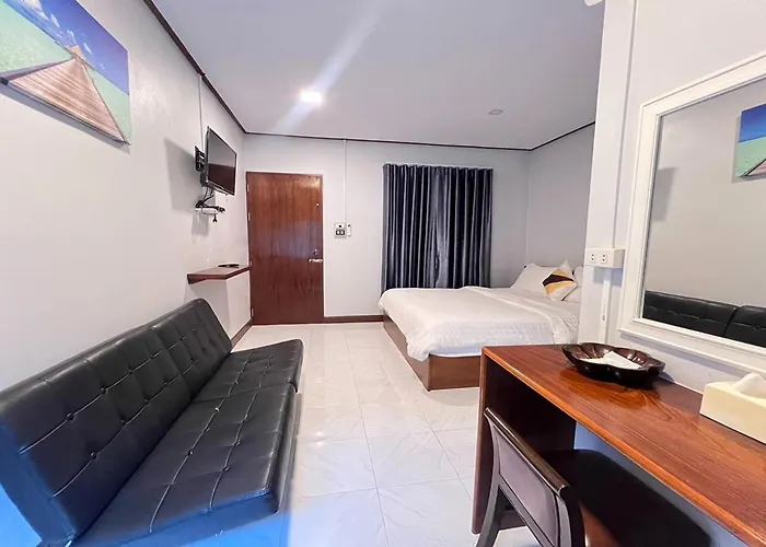 Lan Bua Resort