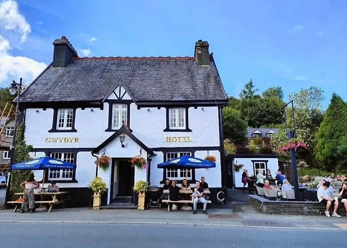 Y Gwydyr Hotel - Dolwyddelan