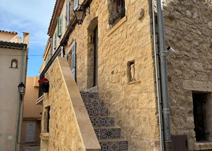 La Pablita By Evasion Riviera, Vieil Antibes, Remparts