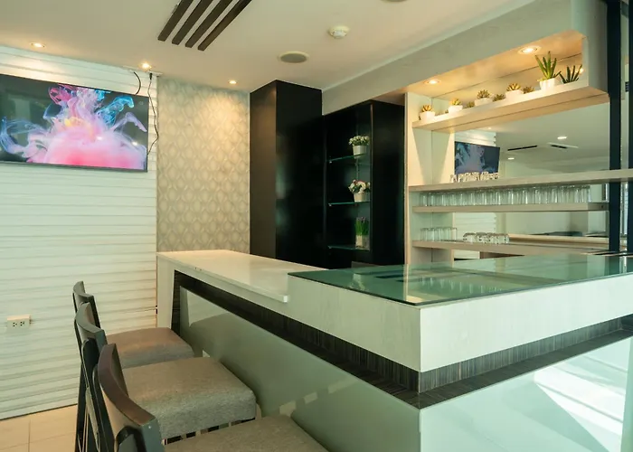 Yenna Apartment