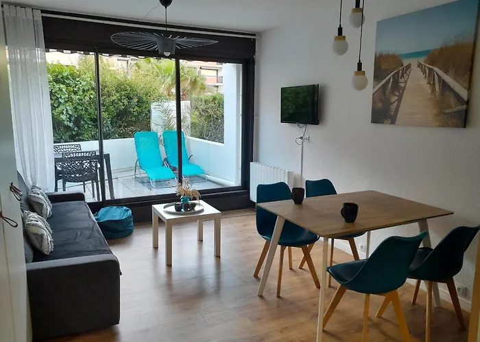 Bleu Océan - Sur le port Appartement avec piscine, terrasse, parking