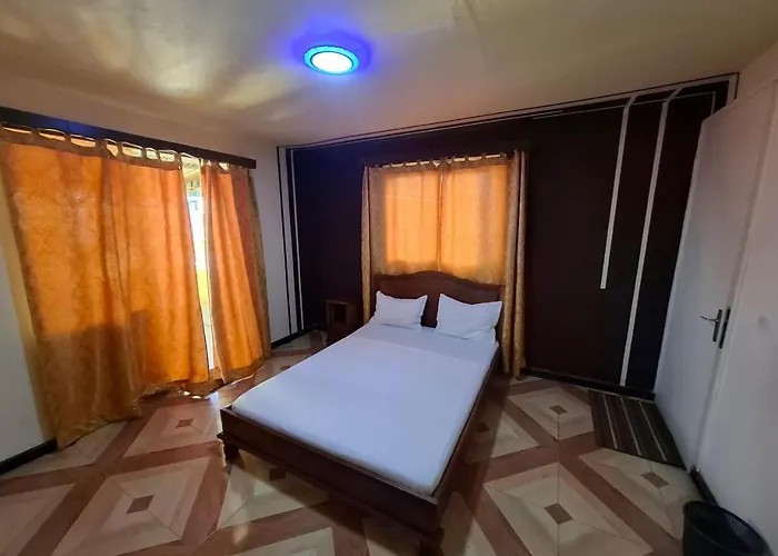 Lotus Hotel