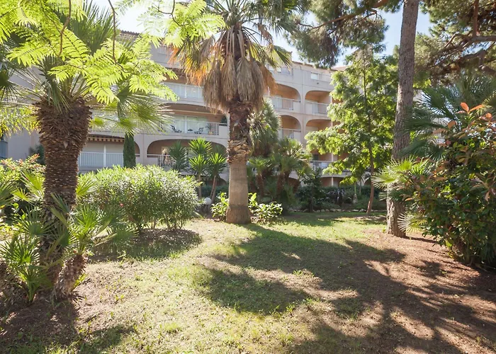 Residence Pierre Et Vacances Le Port