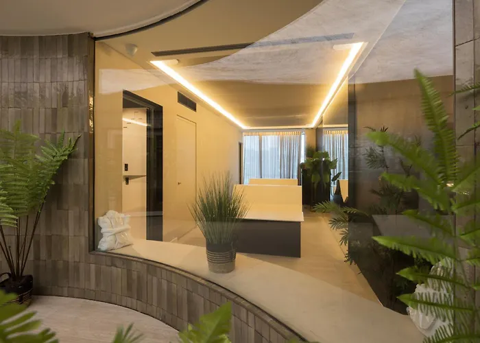 Hotel Beach Palace By Cw Hotel Collection
