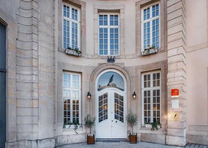 Hotel Litteraire Stendhal Et Spa