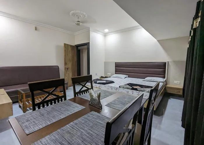 Hotel Shivneri