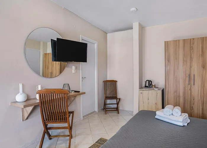 Yria Beach Hotel