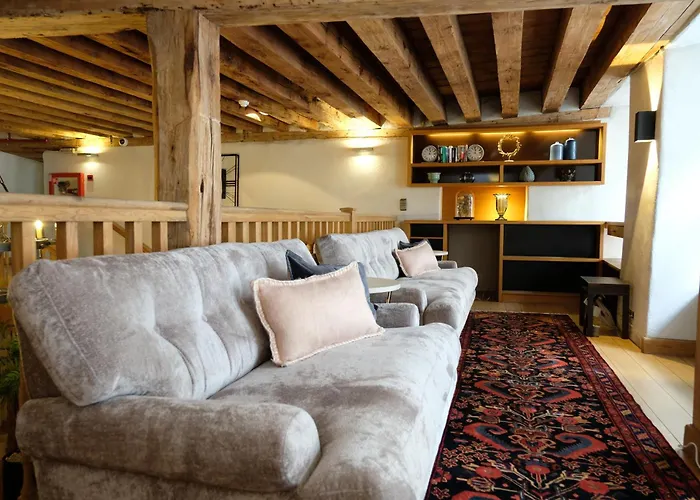 The Three Sisters Hotel