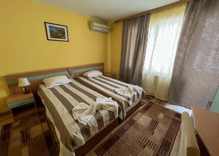 Alpha Family Hotel