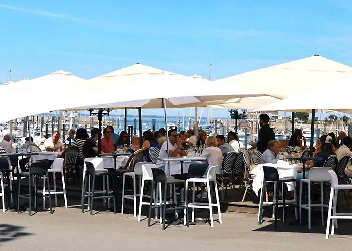 Residence Les Suites Du Port - By Le Saint Ferdinand