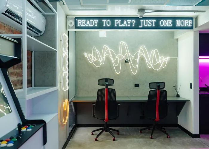 Indie Universe Creative Hotel