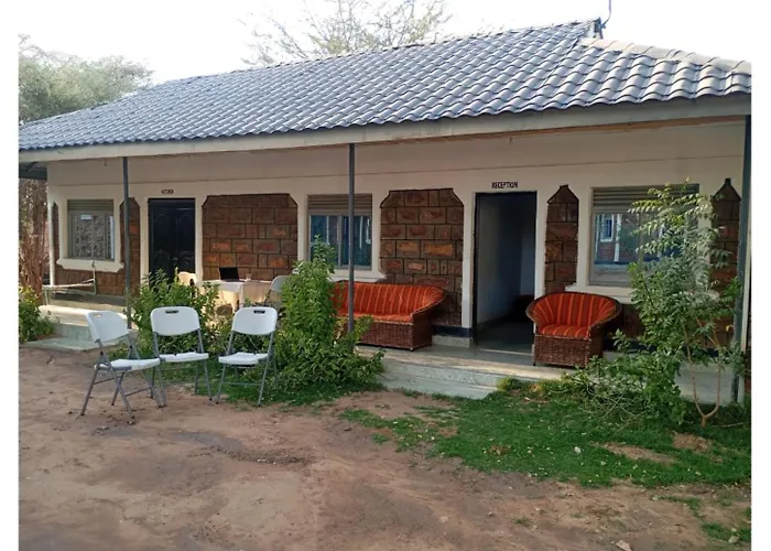 Naap Hotel & Guest House